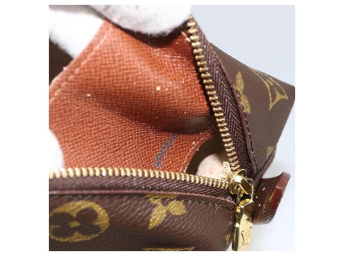 LOUIS VUITTON Pochette Cosmetica Demi Ronde Monogram M47520 LV Auth BA11983 Monogramma - vista 12