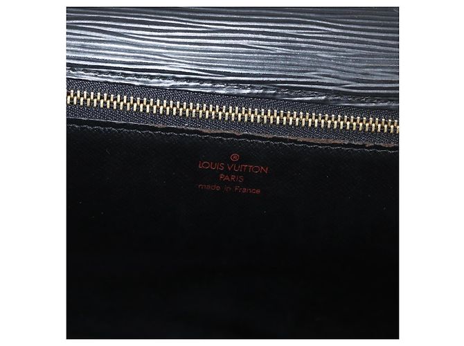 LOUIS VUITTON Epi Série Dragonne Clutch Bag Preto M52612 LV Auth 174735 - vista 20