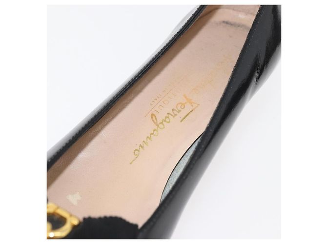 Salvatore Ferragamo Décolleté in Pelle 6 Nero Auth 174618A - vista 14
