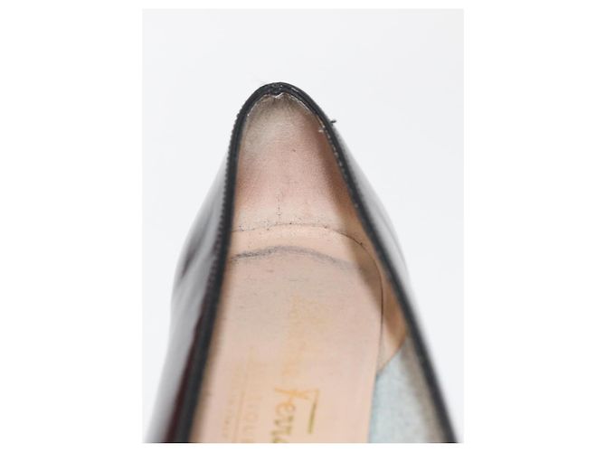 Salvatore Ferragamo Décolleté in Pelle 6 Nero Auth 174618A - vista 17