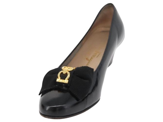 Salvatore Ferragamo Décolleté in Pelle 6 Nero Auth 174618A - vista 2