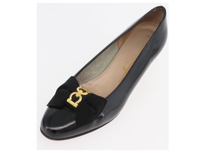 Salvatore Ferragamo Décolleté in Pelle 6 Nero Auth 174618A - vista 24