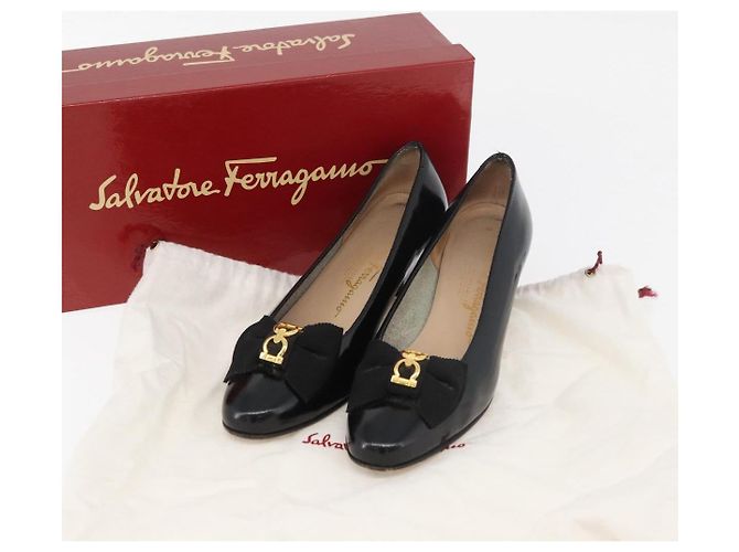 Salvatore Ferragamo Décolleté in Pelle 6 Nero Auth 174618A - vista 37