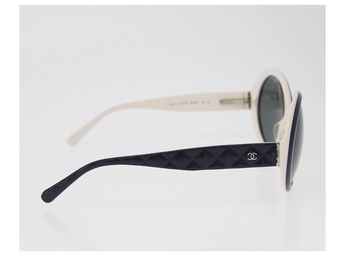 Occhiali da sole CHANEL in plastica Viola CC Auth ka3691A Porpora - vista 5