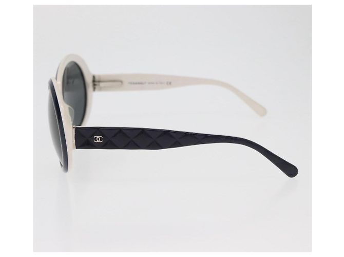 Occhiali da sole CHANEL in plastica Viola CC Auth ka3691A Porpora - vista 7