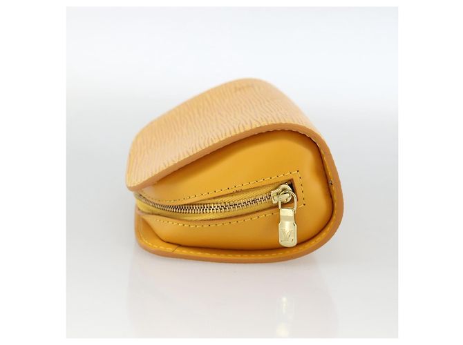 LOUIS VUITTON Pochette Dauphine PM Epi Giallo M48449 LV Auth BA12005 - vista 3