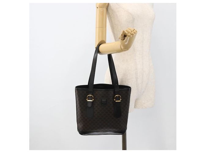 Céline Borsa tote in tela Macadam CELINE in pelle PVC nera e oro Auth YKZ1148 Nero D'oro - vista 22