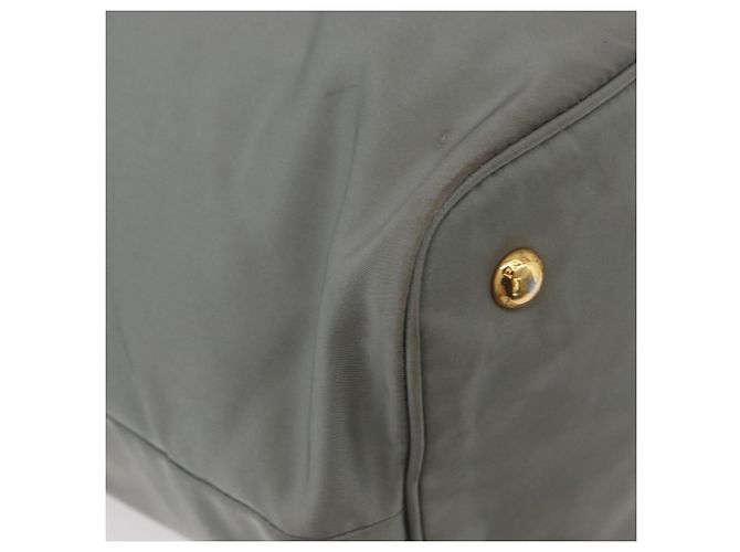 Borsa Tote PRADA in nylon grigio oro Auth ka3714A Marrone D'oro - vista 15