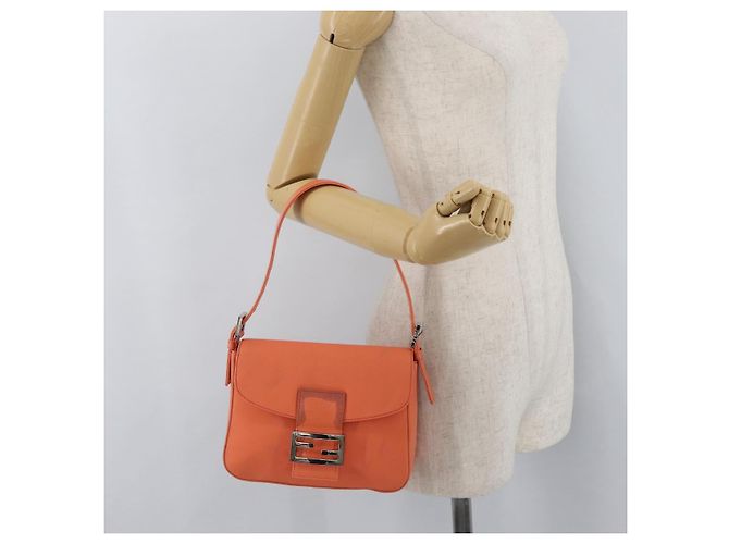 Borsa a Spalla FENDI Mamma Baguette Jersey Arancione Oro Auth am11272A D'oro - vista 25