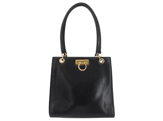 Bolsa de Ombro Gancini em Couro Preto e Dourado Salvatore Ferragamo Auth ARZ826 - vista 13