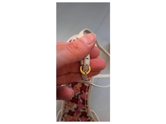Sandali con zeppa Louis Vuitton Pelle Eggshell Bianco sporco - vista 15