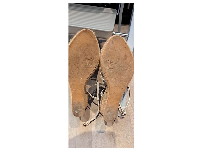 Sandali con zeppa Louis Vuitton Pelle Eggshell Bianco sporco - vista 16