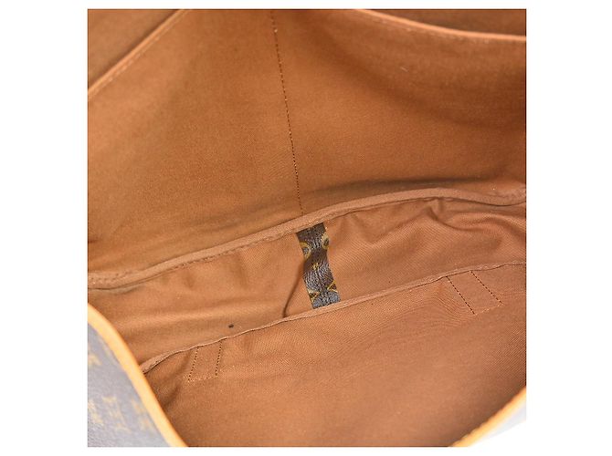 Borsa Saumur Louis Vuitton in tela Monogram 43 Marrone - vista 3