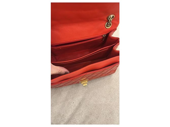 Chanel 2.55 Reissue Flap Bag aus gestepptem Lackleder Koralle - Ansicht 9