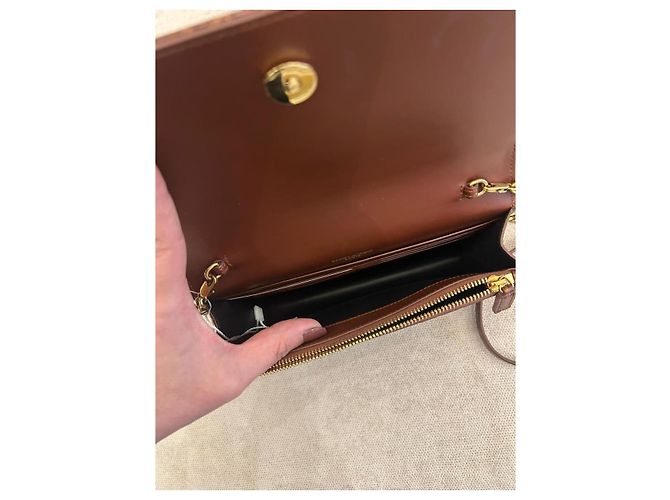 Yves Saint Laurent Saint Laurent Borsa Kate Chain Pelle Pressa Coccodrillo Marrone - vista 13