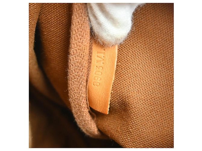 Louis Vuitton Saumur Monogram Canvas 35 Marrom - vista 5