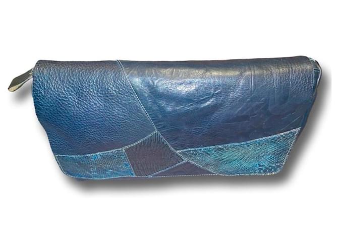 Pochette Prada in pelle blu - vista 3