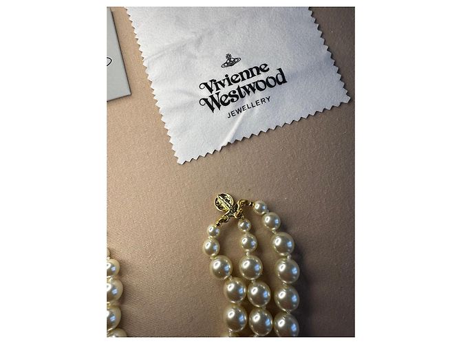 Collana choker Bas Relief a tre file dorata Vivienne Westwood Bianco D'oro - vista 9