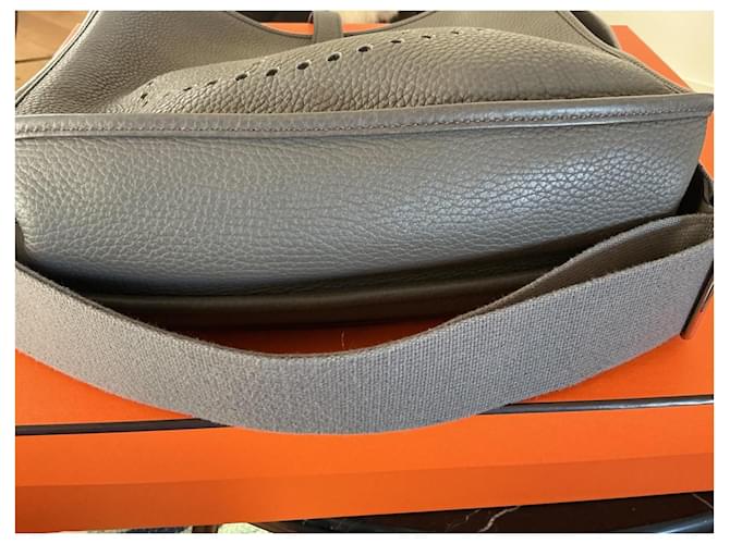 Hermès Borsa Hermes Modello Evelyne 33 Grigio - vista 5