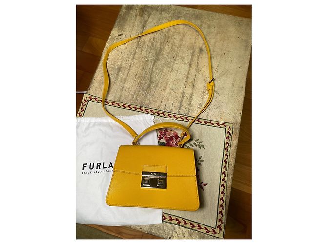 Borsa Furla Bella Mini Top Handle – Giallo Girasole – Ottime Condizioni - vista 14