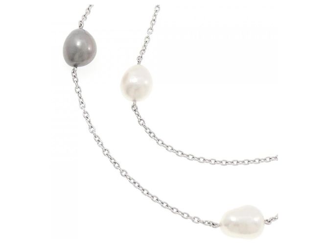 Set collana e bracciale Mikimoto in Au750 con perle del Mar del Sud bianche e nere - vista 3