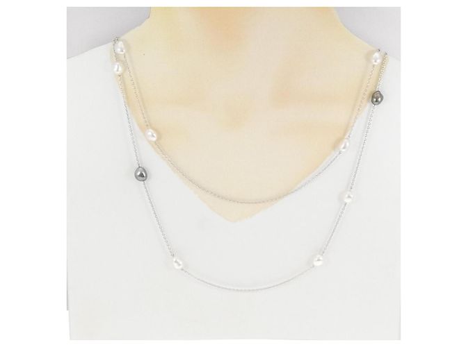 Set collana e bracciale Mikimoto in Au750 con perle del Mar del Sud bianche e nere - vista 7