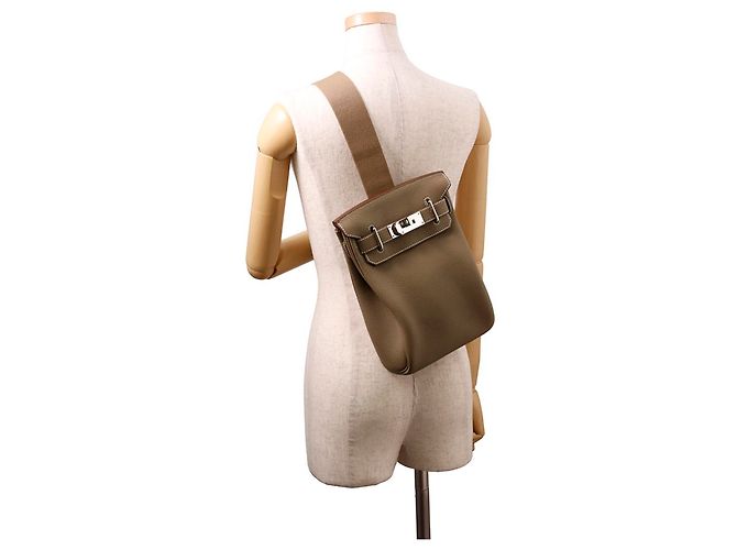 Hermès Borsa a corpo Hermes Kelly Accad PM Taupe - vista 4