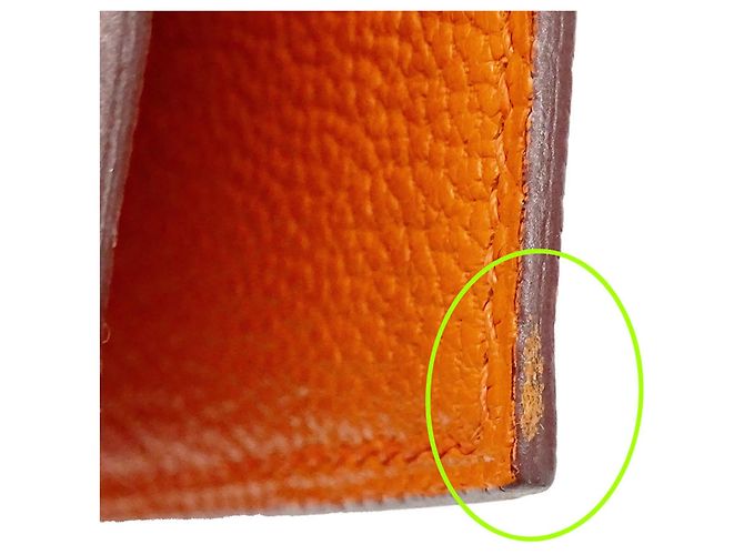 Billetera bi-fold compacta Evelyne de Hermès en naranja - vista 13