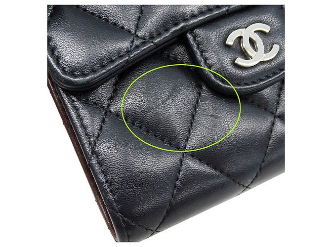 Chanel Schwarze Matelassé Lammleder Trifold Geldbörse - Ansicht 11