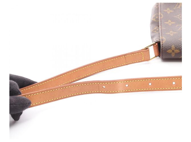 Borsa Musette Tango Louis Vuitton Marrone - vista 12