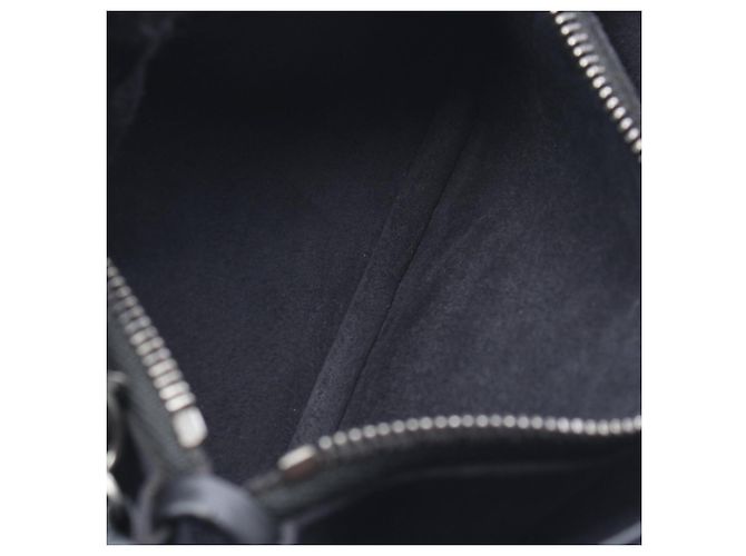Borsa a Spalla Icon Phone Holder Matelassé 2.55 di Chanel Nero - vista 6