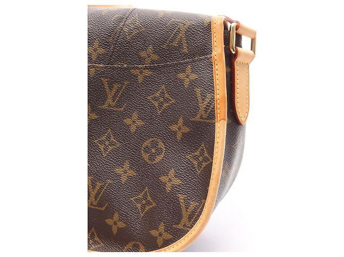 Borsa a Spalla Menilmontant PM Louis Vuitton Marrone Monogramma - vista 12