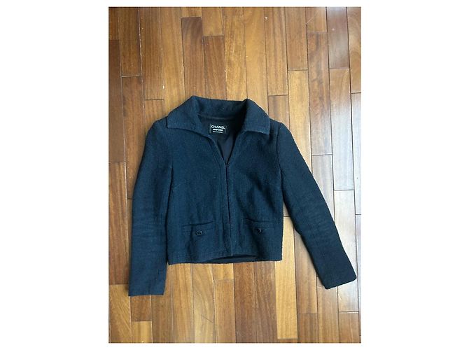 Chanel Uniform schwarze Tweedjacke XS - Ansicht 2