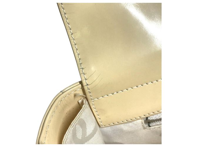 Borsa Chocolate Bar con Logo CC Coco di Chanel Bianco Giallo - vista 16