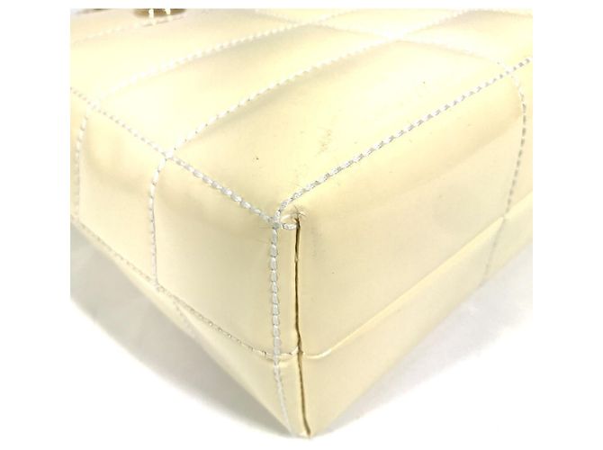 Borsa Chocolate Bar con Logo CC Coco di Chanel Bianco Giallo - vista 7