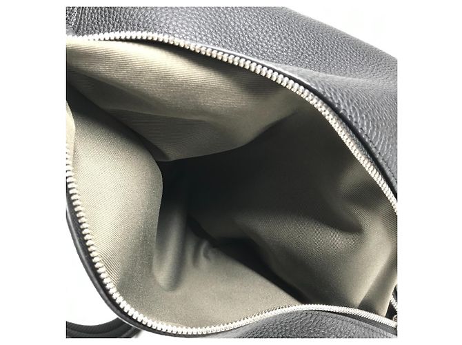 Noe Zaino Noé in taurillon con logo Louis Vuitton Nero Cachi - vista 11