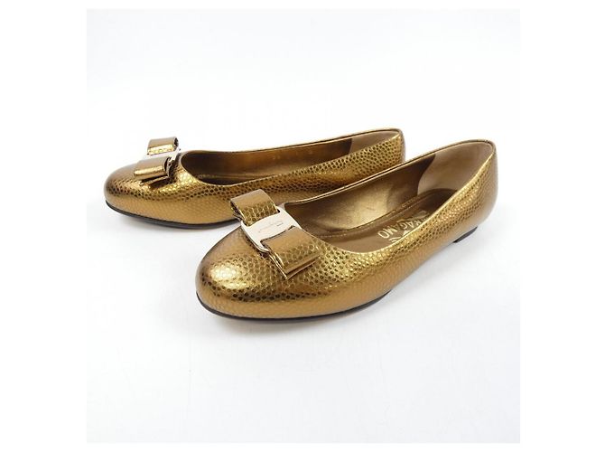 Scarpe flat VARINA di Salvatore Ferragamo D'oro - vista 3