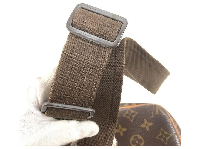 Borsa a Spalla Monogram Louis Vuitton Marrone - vista 17