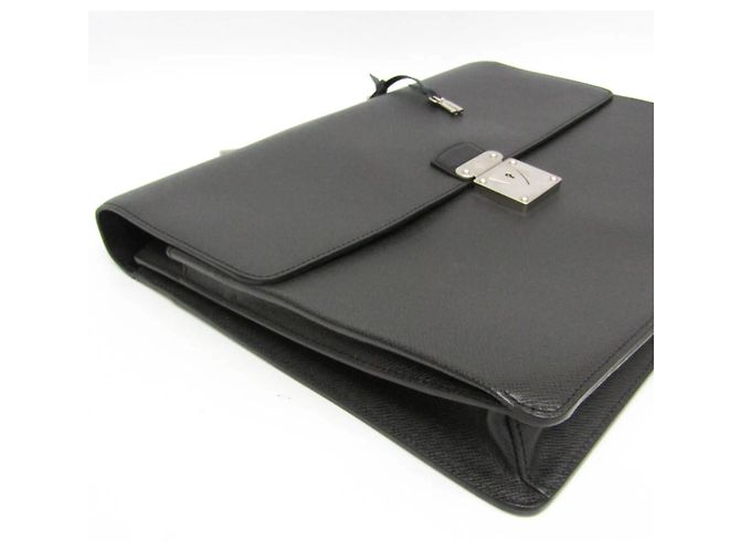 Malette Robusto 1 en cuir Taiga Louis Vuitton Noir - vue 7