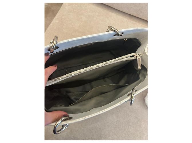 Chanel Grand Shopping Tote in pelle caviar bianca Bianco - vista 8