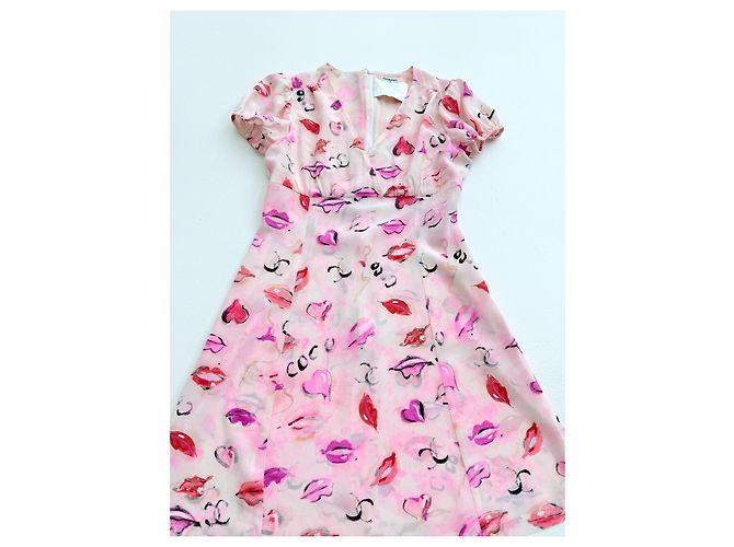 Chanel Silk Dress Pink Lip and Signature Print Multiple colors - view 9