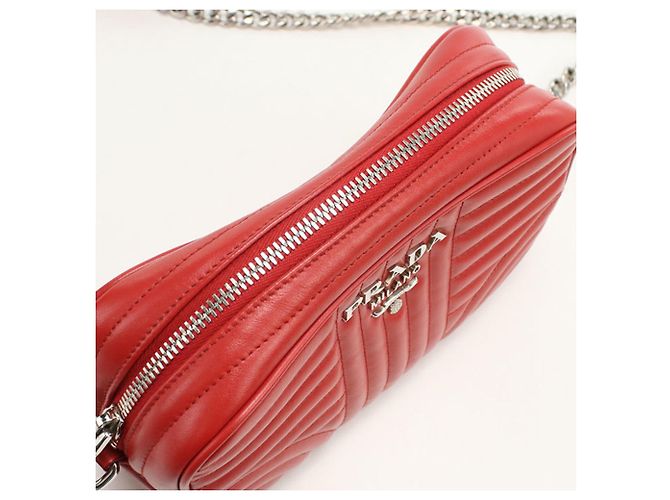 Bolso de hombro de cuero rojo Prada Roja - vista 8