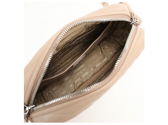 Sac à bandoulière en cuir rose Prada - vue 3