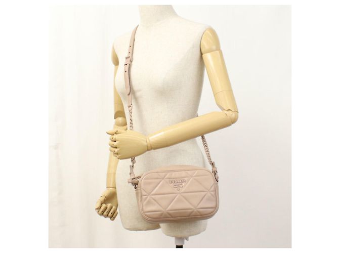 Sac à bandoulière en cuir rose Prada - vue 8