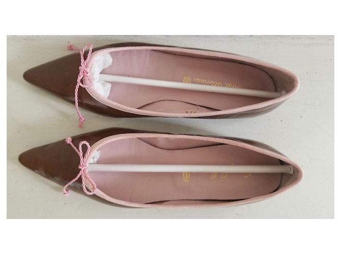 Autre Marque Sandali Brat Camel con bordo rosa e fiocco Marrone - vista 2