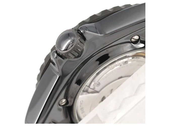 Chanel J12 Wanted 38mm Ceramic Automatic Watch - view 4