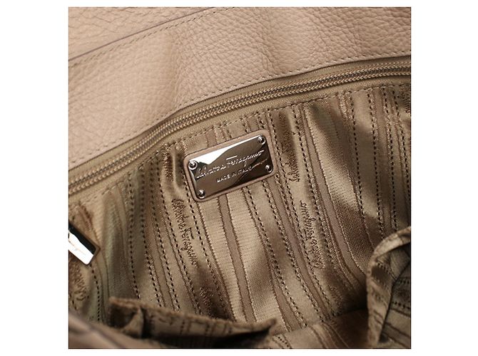 Sac à épaule en cuir rose Salvatore Ferragamo - vue 7