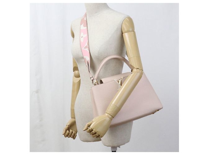 Borsa Capucines PM Louis Vuitton Rosa - vista 11