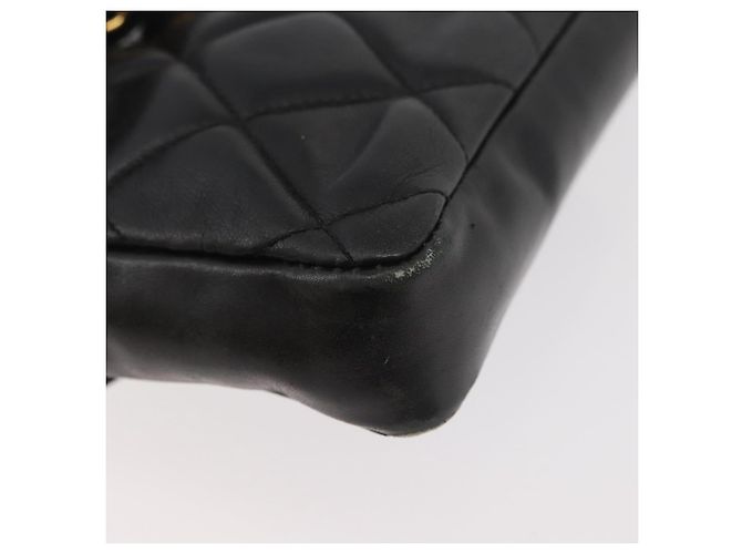 CHANEL Borsa a vita Matelassé in pelle di agnello nera oro CC Auth BA12100 Nero D'oro - vista 12