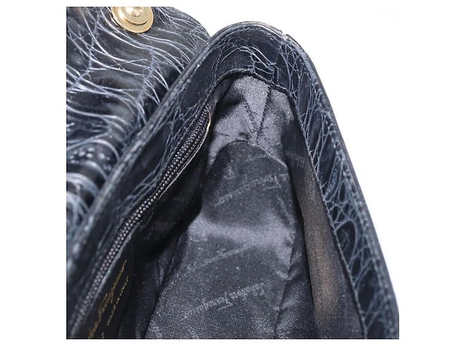 Borsa in pelle nera e oro Gancini Croco Embossed Salvatore Ferragamo Auth 176066A Nero D'oro - vista 18